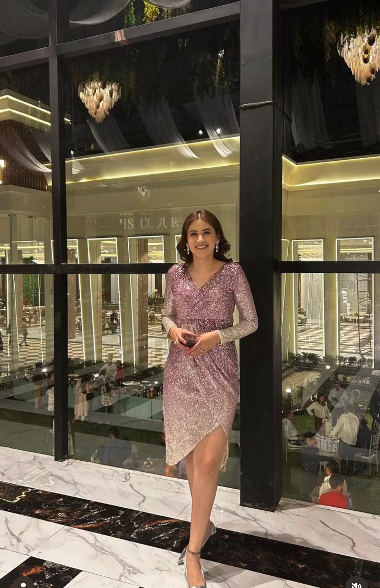 Beautiful !!

@suhani.si.ladki in our Draped Ombre sequence dress for her event .